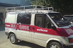 реклама мебели на авто