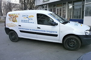 поклейка пленки на автомобиль